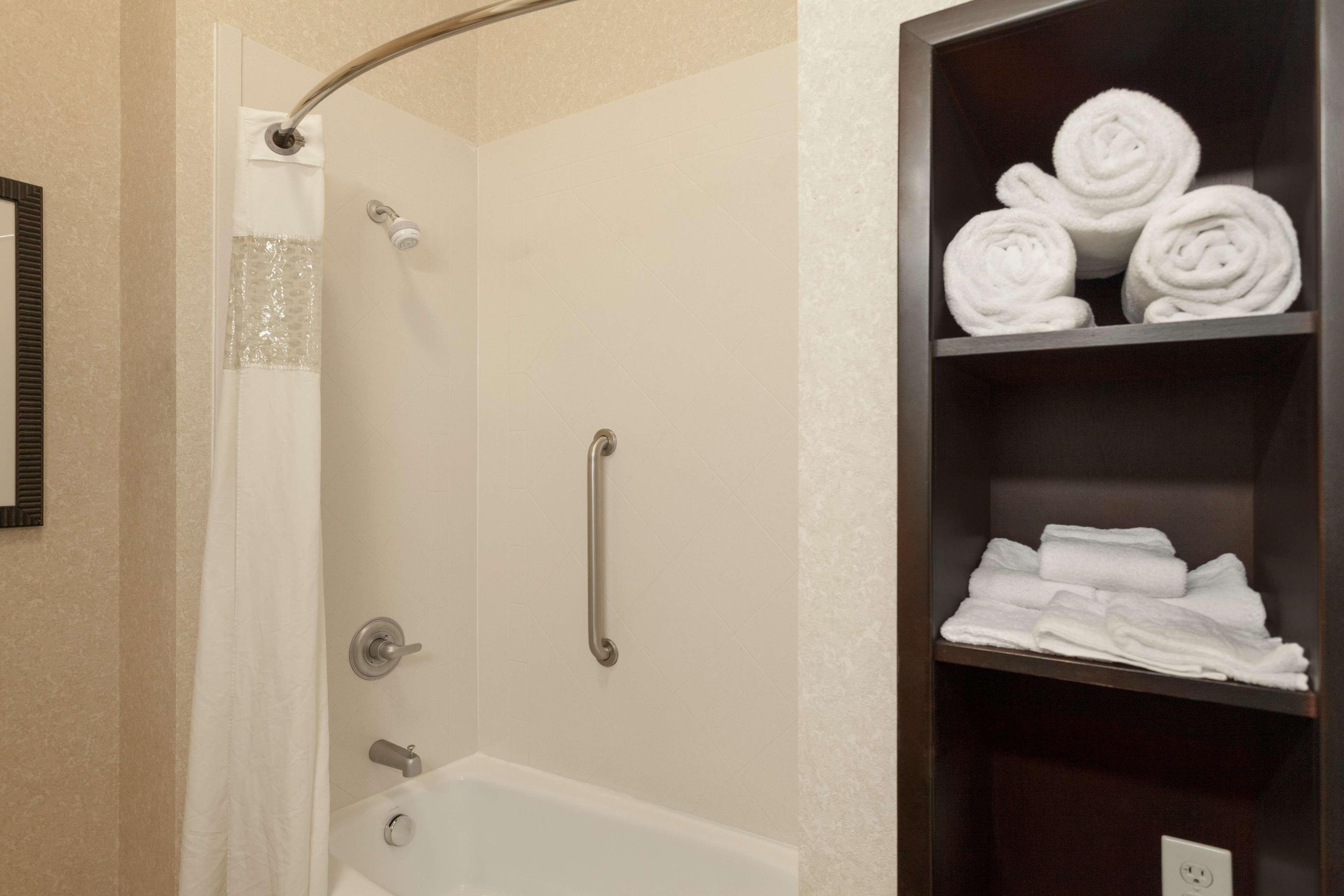 Hampton Inn Detroit Roseville Clinton Township Eksteriør billede