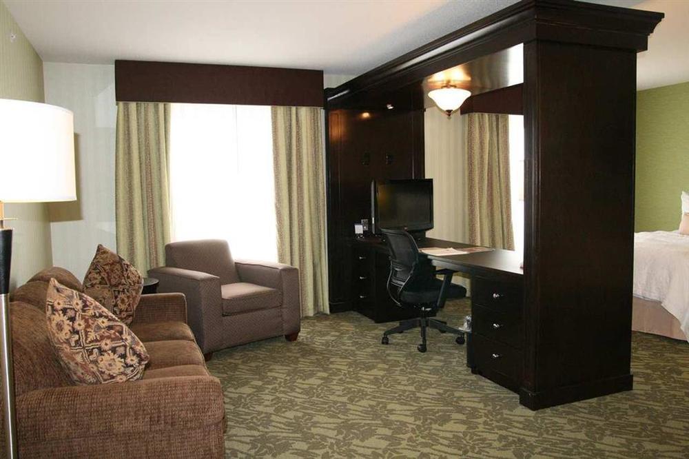 Hampton Inn Detroit Roseville Clinton Township Værelse billede