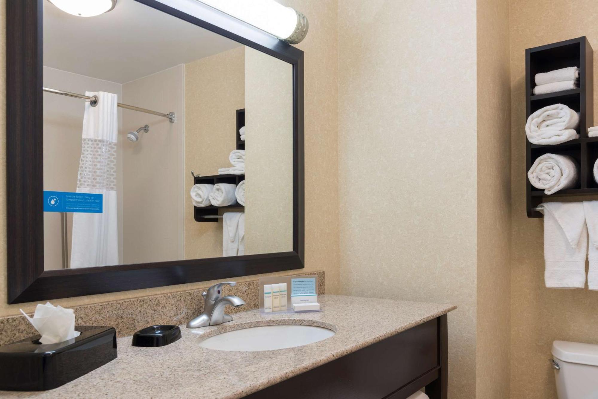 Hampton Inn Detroit Roseville Clinton Township Eksteriør billede