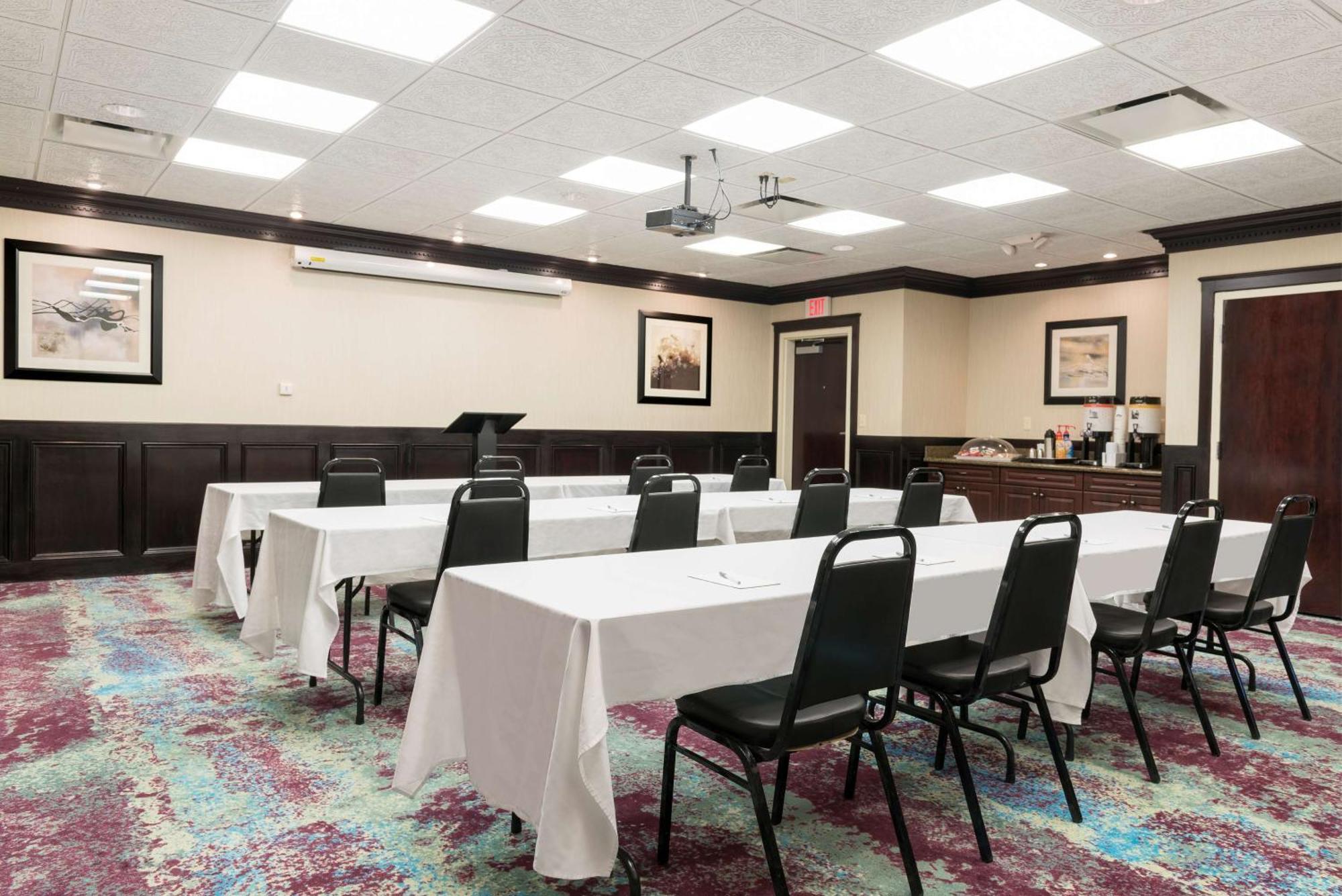 Hampton Inn Detroit Roseville Clinton Township Eksteriør billede