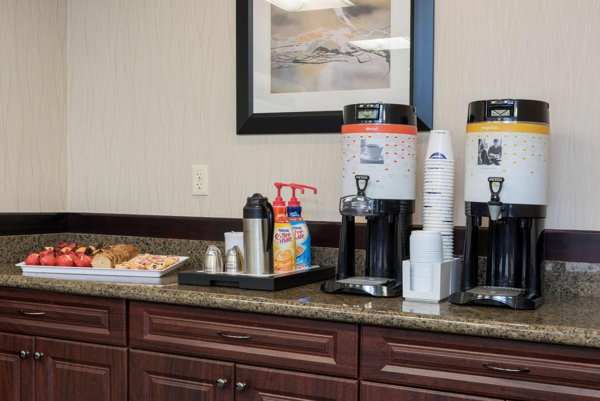 Hampton Inn Detroit Roseville Clinton Township Eksteriør billede